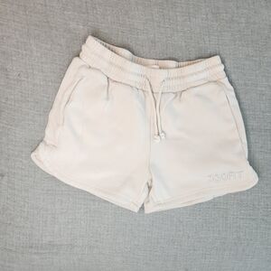 J80Fit Women's Cream loungewear shorts size S